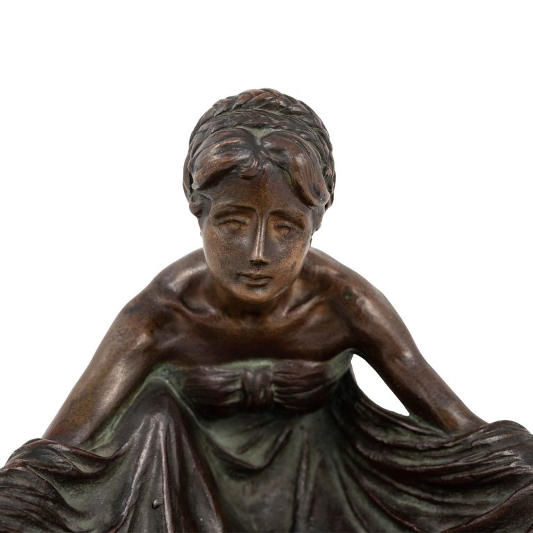 Kneeling woman with flowing robe Gustav Gurschner ca. 1902 bronze signed