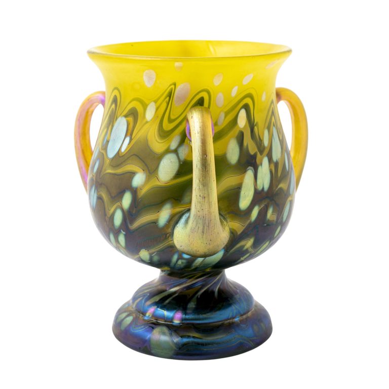 Vase mit Henkeln Johann Loetz Witwe Dekor Candia Cytisus um 1902