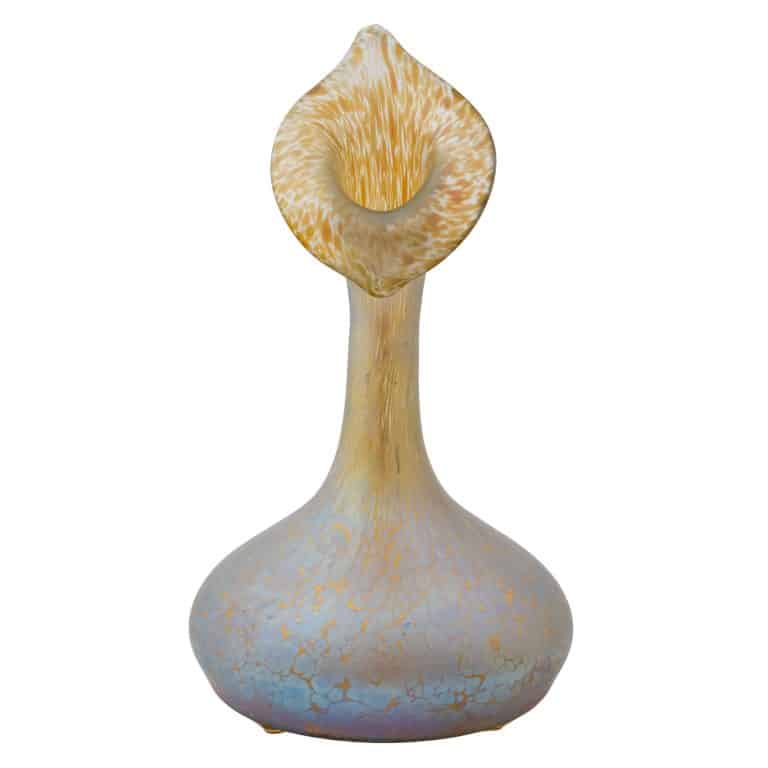 Jack-in-the-pulpit vase Johann Loetz Witwe decor Candia Medici ca. 1902